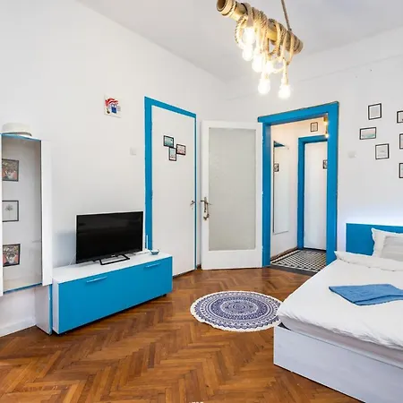 Mediterranean Studio In Bucharest City Center 布加勒斯特 Exterior photo