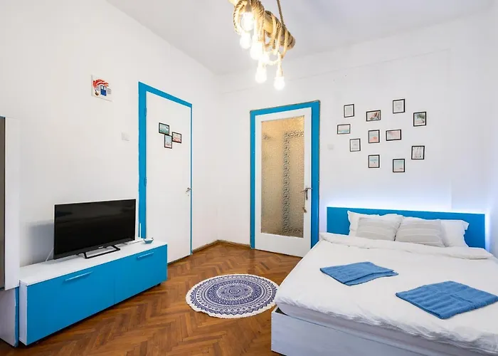 Mediterranean Studio In Bucharest City Center